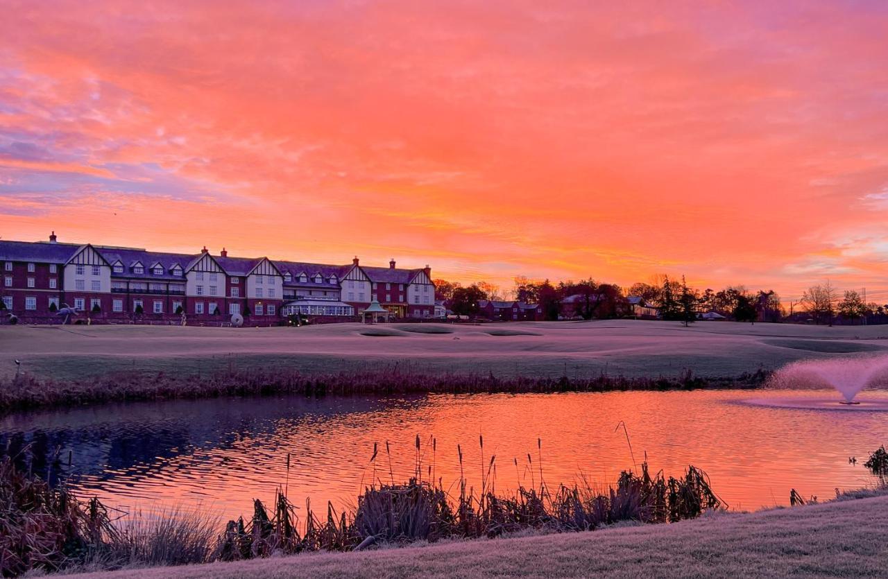 Carden Park Hotel, Golf Resort And Spa Tilston Esterno foto