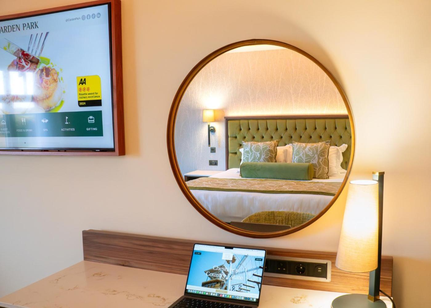 Carden Park Hotel, Golf Resort And Spa Tilston Esterno foto