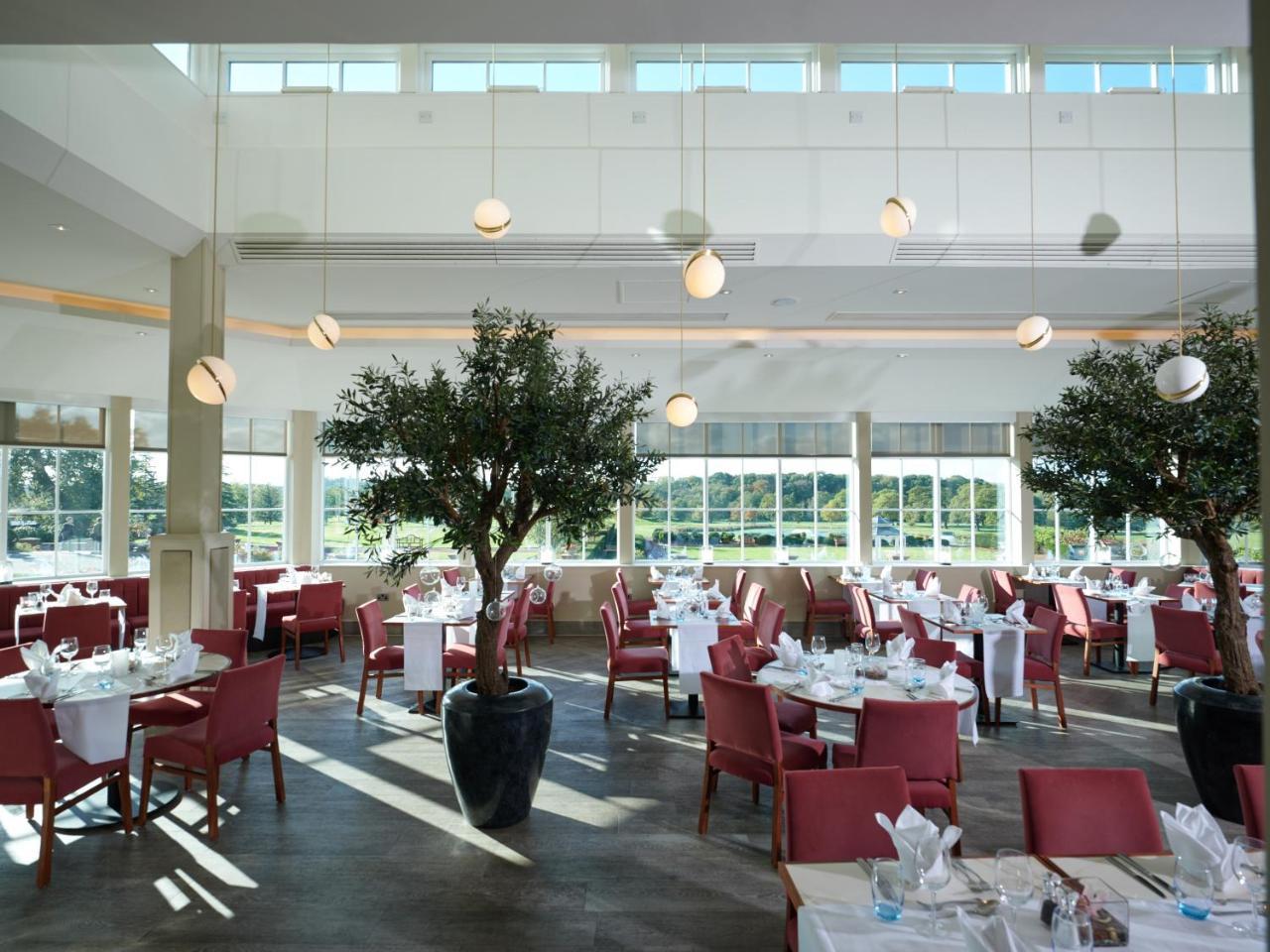 Carden Park Hotel, Golf Resort And Spa Tilston Esterno foto